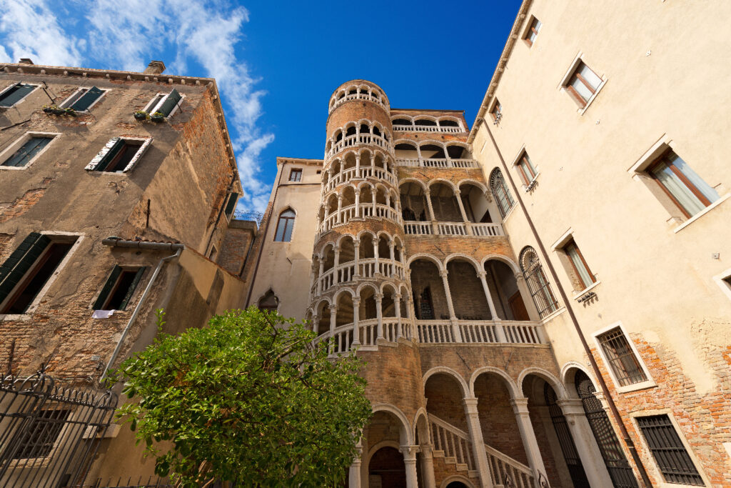 Palais Contarini del Bovolo