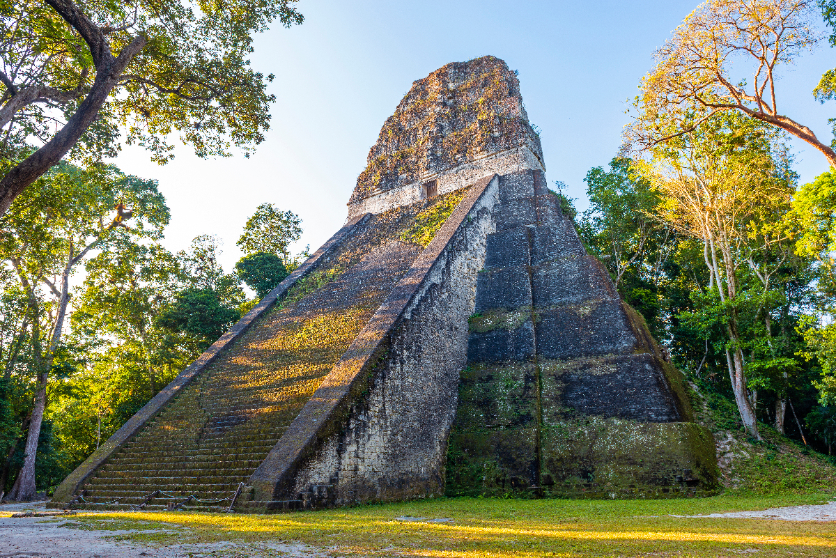 Pyramide de Tikal