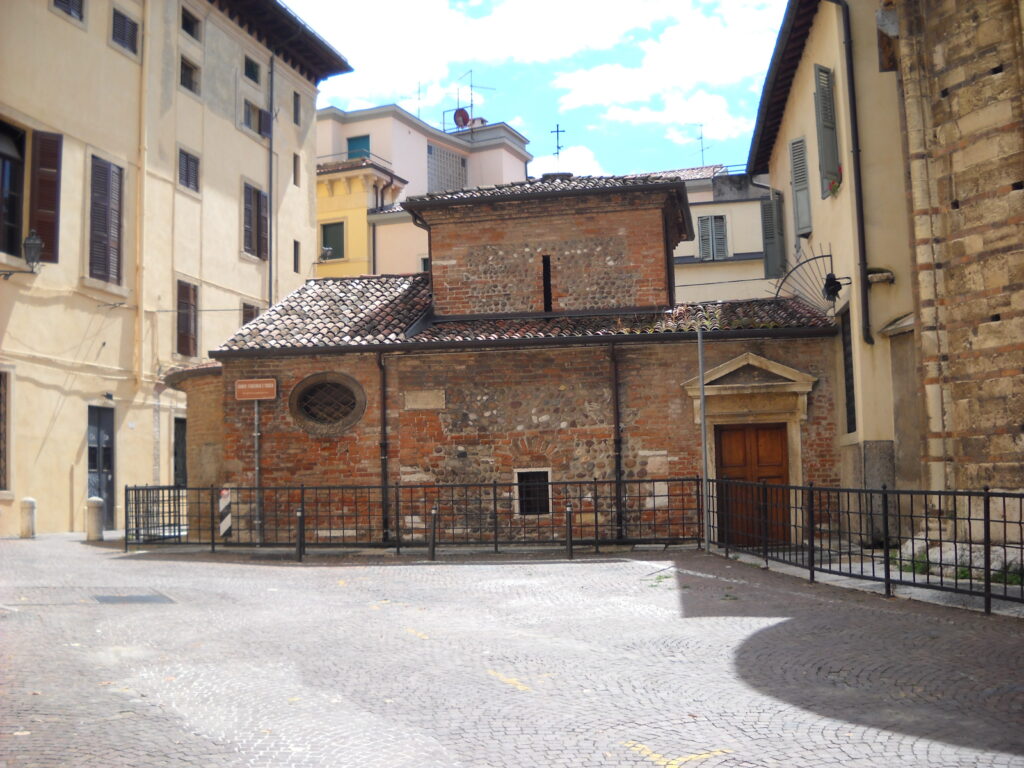 Église Santi Apostoli